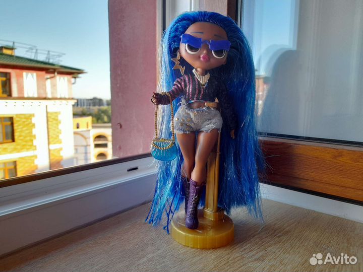 Кукла lol OMG Miss Independent Candylicious лол