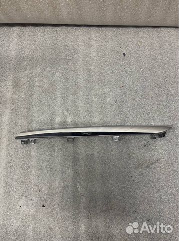 Хром молдинг решетки радиатора Mercedes-Benz