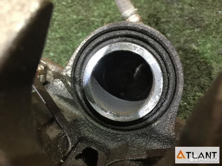 Суппорт задний правый honda edix