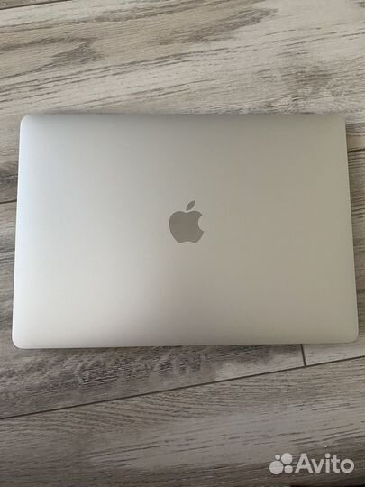 Macbook air m1