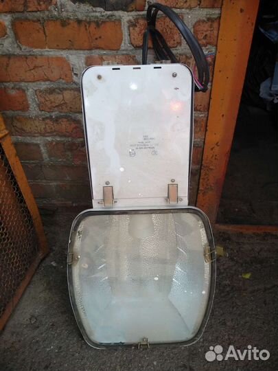 Фонарь уличный