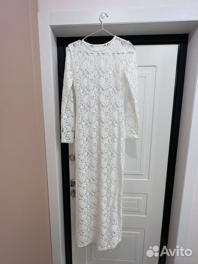 Платье длинное кружевное гипюр размер S