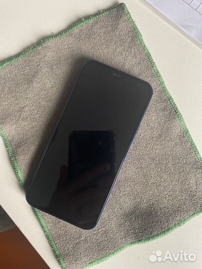 Телефон iPhone 12 mini