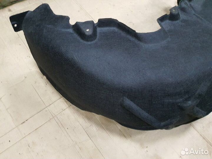 Подкрылок задний левый Porsche Cayenne 958 M4852