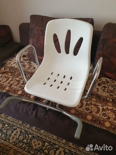 Поворотное сиденье для ванны