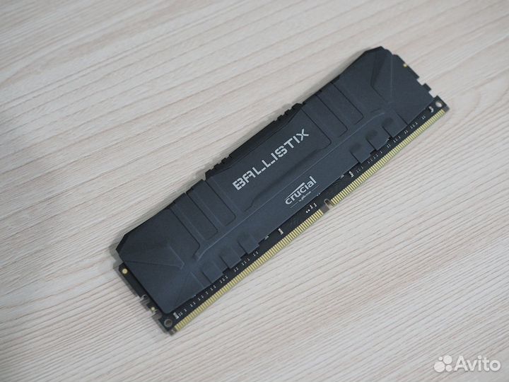 Оперативная память Crucial Ballistix DDR4 1x 16гб