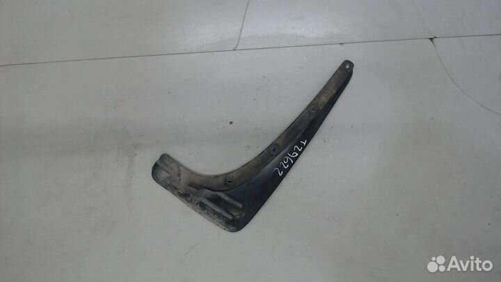 Брызговик Toyota RAV 4, 2002