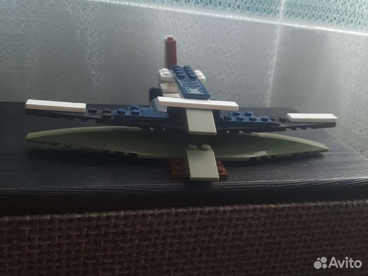 Lego самолет