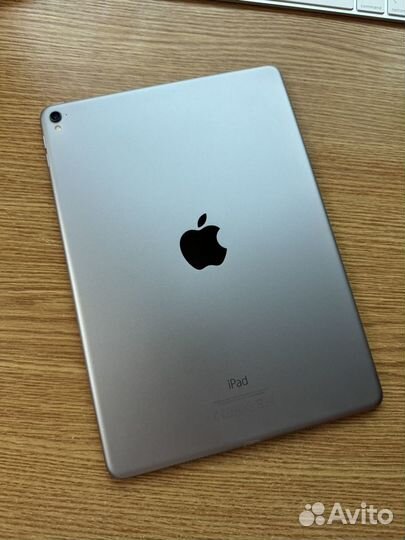 iPad Pro 9.7 32Gb Wi-Fi Space Gray