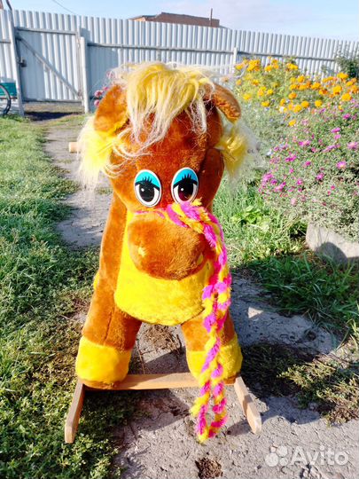 Качалка лошадь