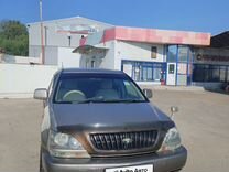 Toyota Harrier 2.2 AT, 2000, 310 000 км, с пробегом, цена 900 000 руб.