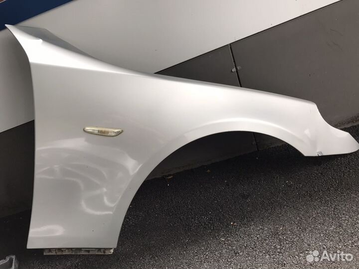 Крыло bmw 5 e60/e61