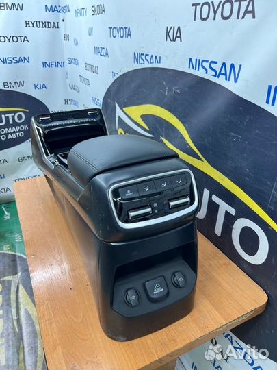 Консоль центральная Kia Mohave 2 D6EB 2019-2023
