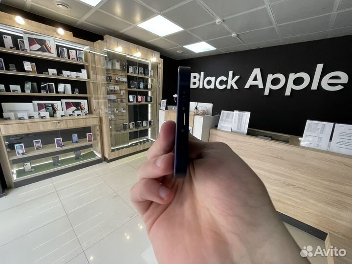 iPhone 12, 64 ГБ