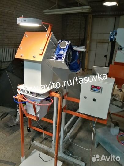 Фасовочный аппарат для торфа, грунта, перегноя