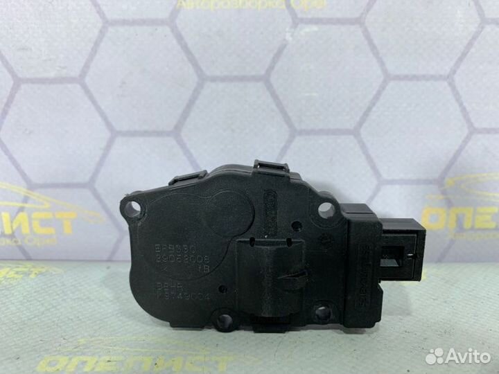 Сервопривод заслонки печки Mercedes S-Class W221