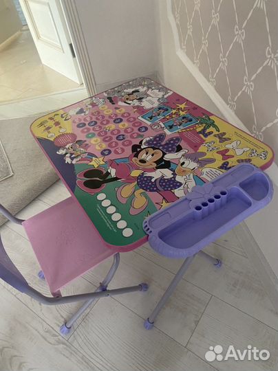 Детский столик со стульчиком