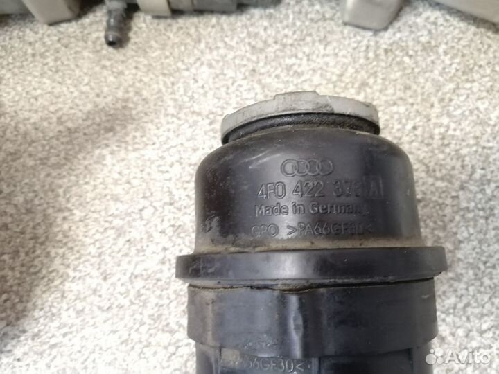 Бачок для Audi A6 C6