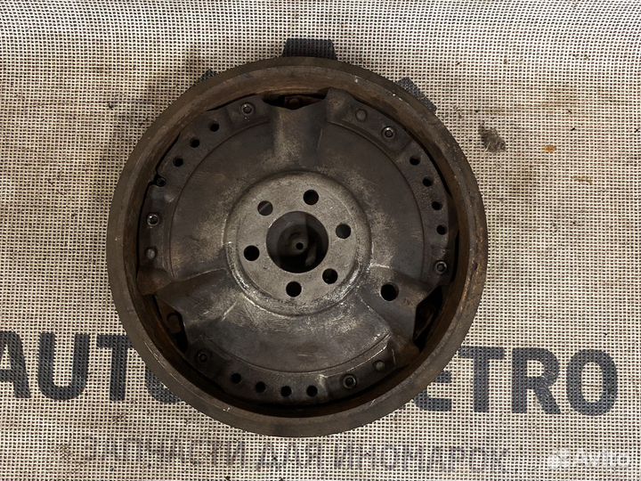 Комплект сцепления Volkswagen Golf 3 067105273G