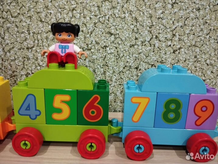 Паровозик Lego duplo Считай и играй