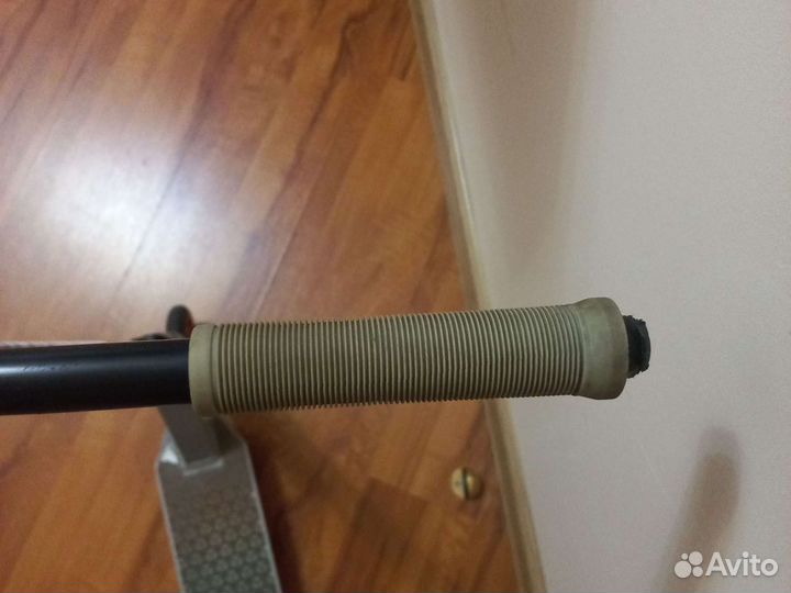 Самокат трюковой