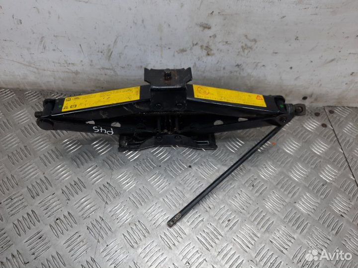 Домкрат Land Rover Discovery внедорожник 2.7 2007