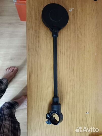 Зеркало заднего вида на велосипед