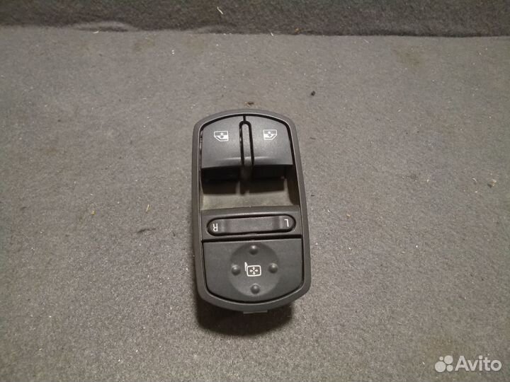 Блок кнопок передней левой двери Opel Corsa D