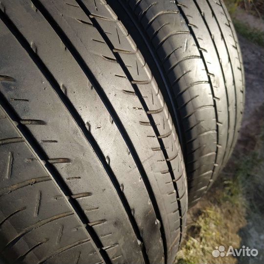 Yokohama dB Decibel E70B 215/60 R16 95V