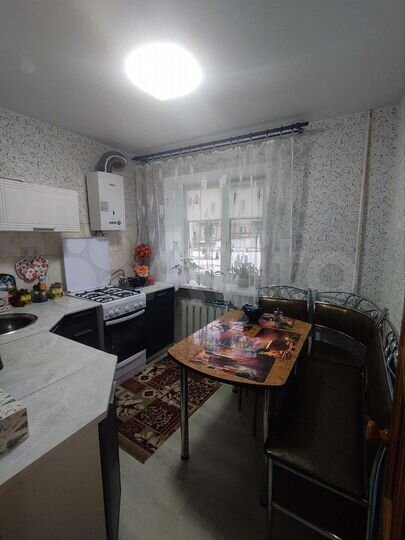 1-к. квартира, 32 м², 1/4 эт.