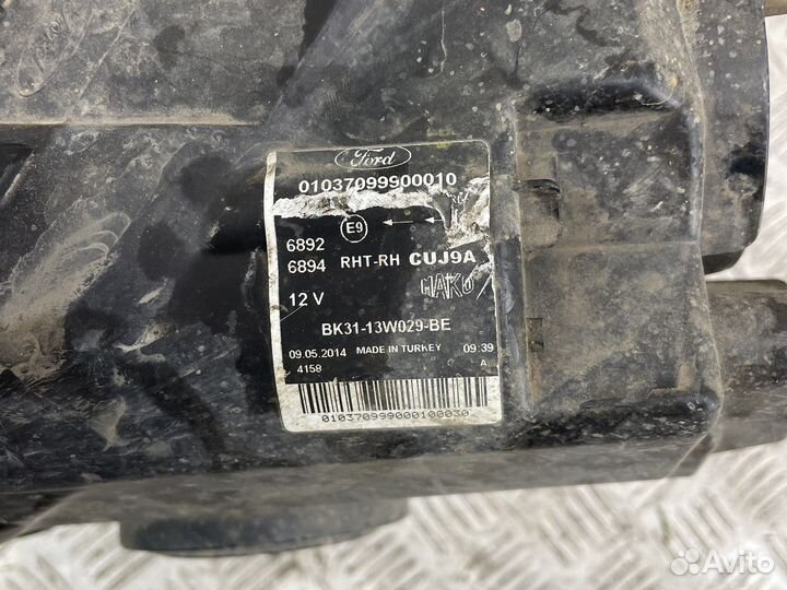 Фара правая Ford Transit 2014-2019