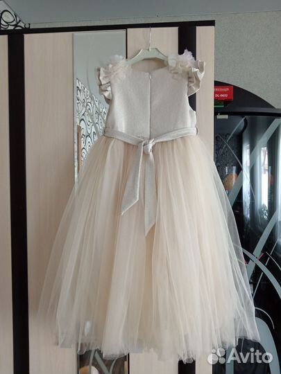 Нарядное платье для девочки 122 128 бу
