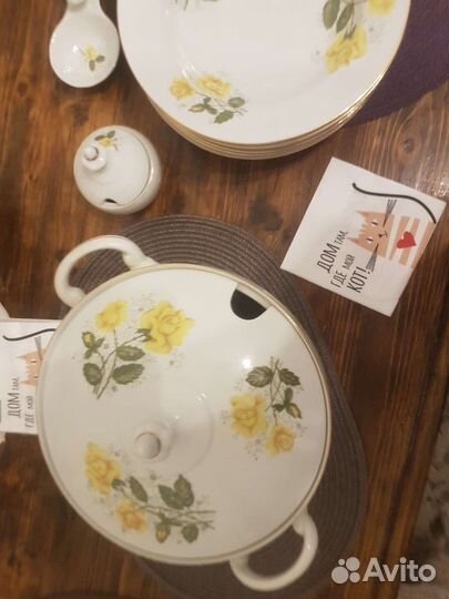Столовый сервиз фарфор