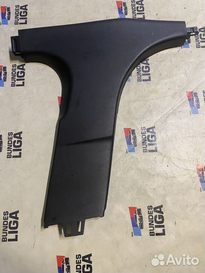 Обшивка центральной стойки BMW G20