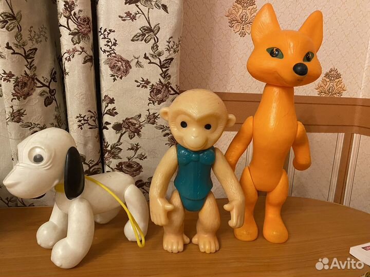 Пластмассовые игрушки(нет хвостов)