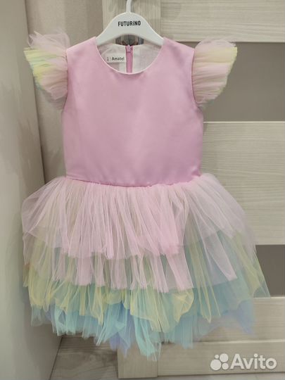 Нарядное платье для девочки 110 размер