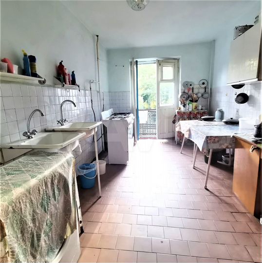 Комната 12,7 м² в 5-к., 3/6 эт.