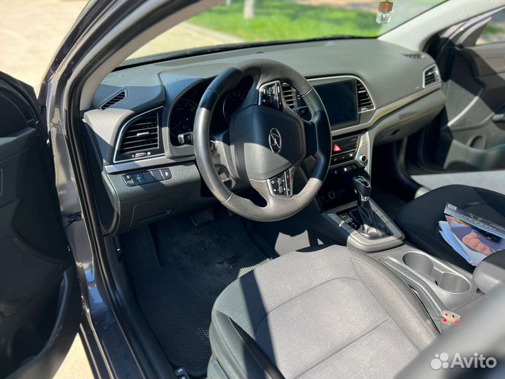 Hyundai Elantra 1.6 AT, 2016, 176 000 км