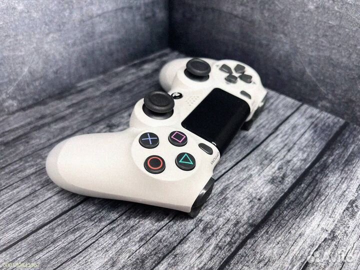 Геймпад DualShock 4