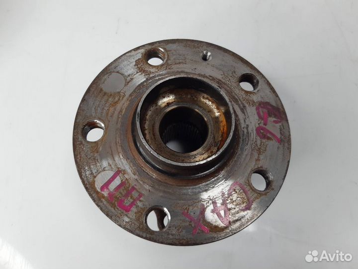 Ступица передняя Volkswagen Golf 6