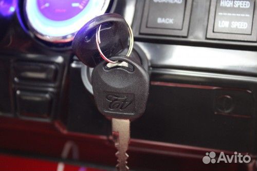 Детский электромобиль Мерседес O004OO