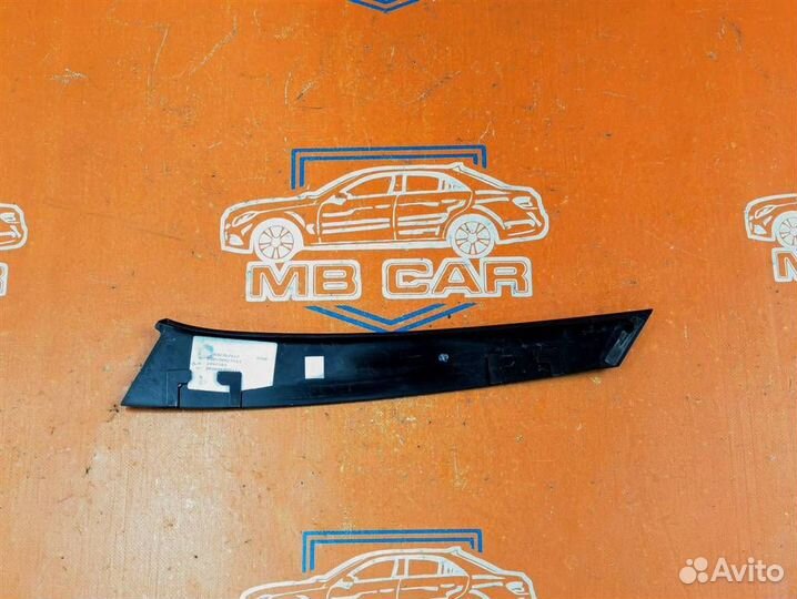 Молдинг заднего стекла w203 C-class 642.910 2006