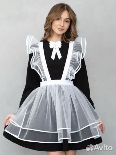 Белый школьный фартук