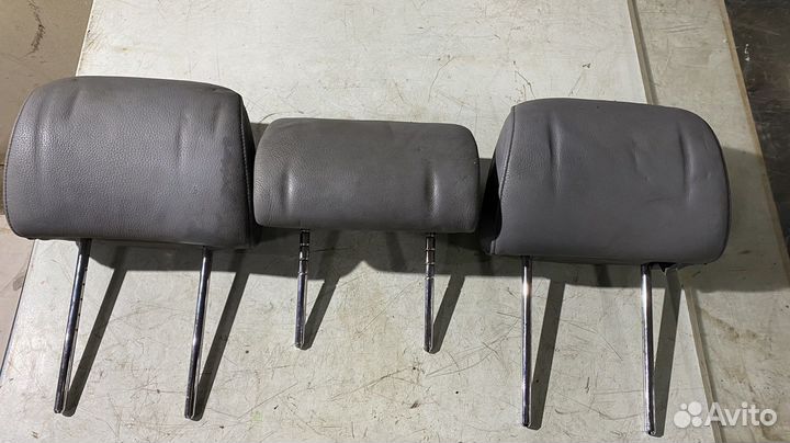 Подголовники задних сидений BMW X5 E53