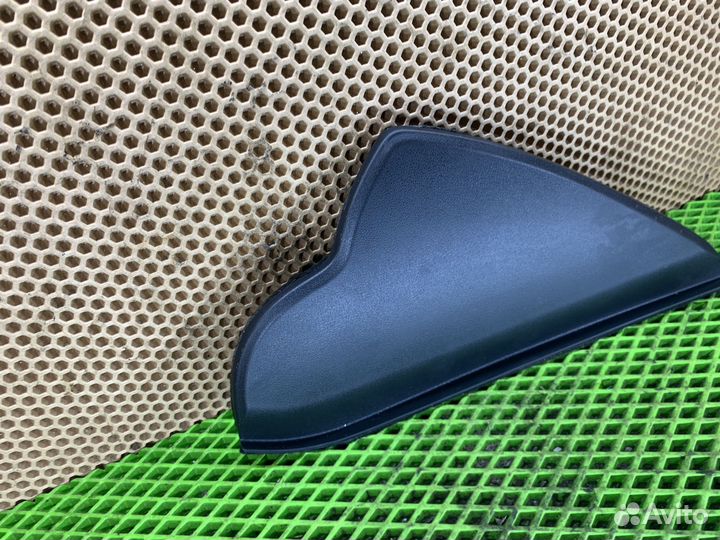 Накладка на торпедо левая Lifan X60