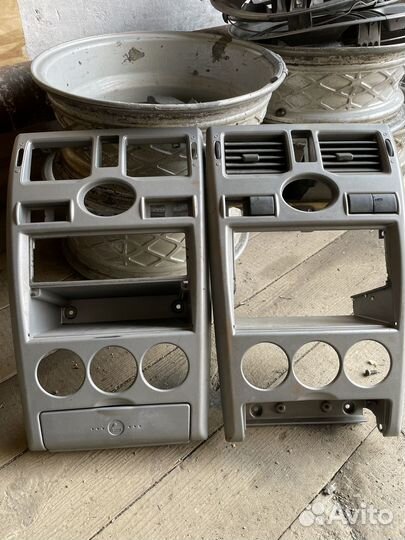 Консоль на priora 1