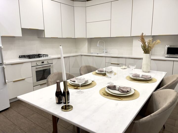 3-к. квартира, 90 м², 3/5 эт.