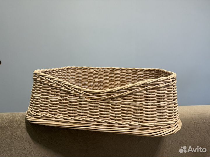 Плетенная лежанка