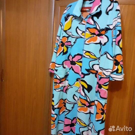 Халаты,купальники