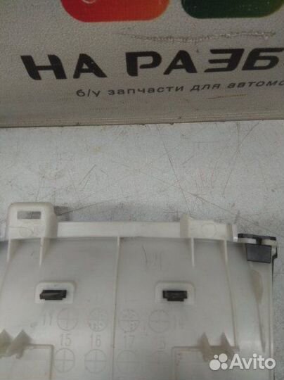 Накладка на центральную консоль (торпеды) Mazda 6